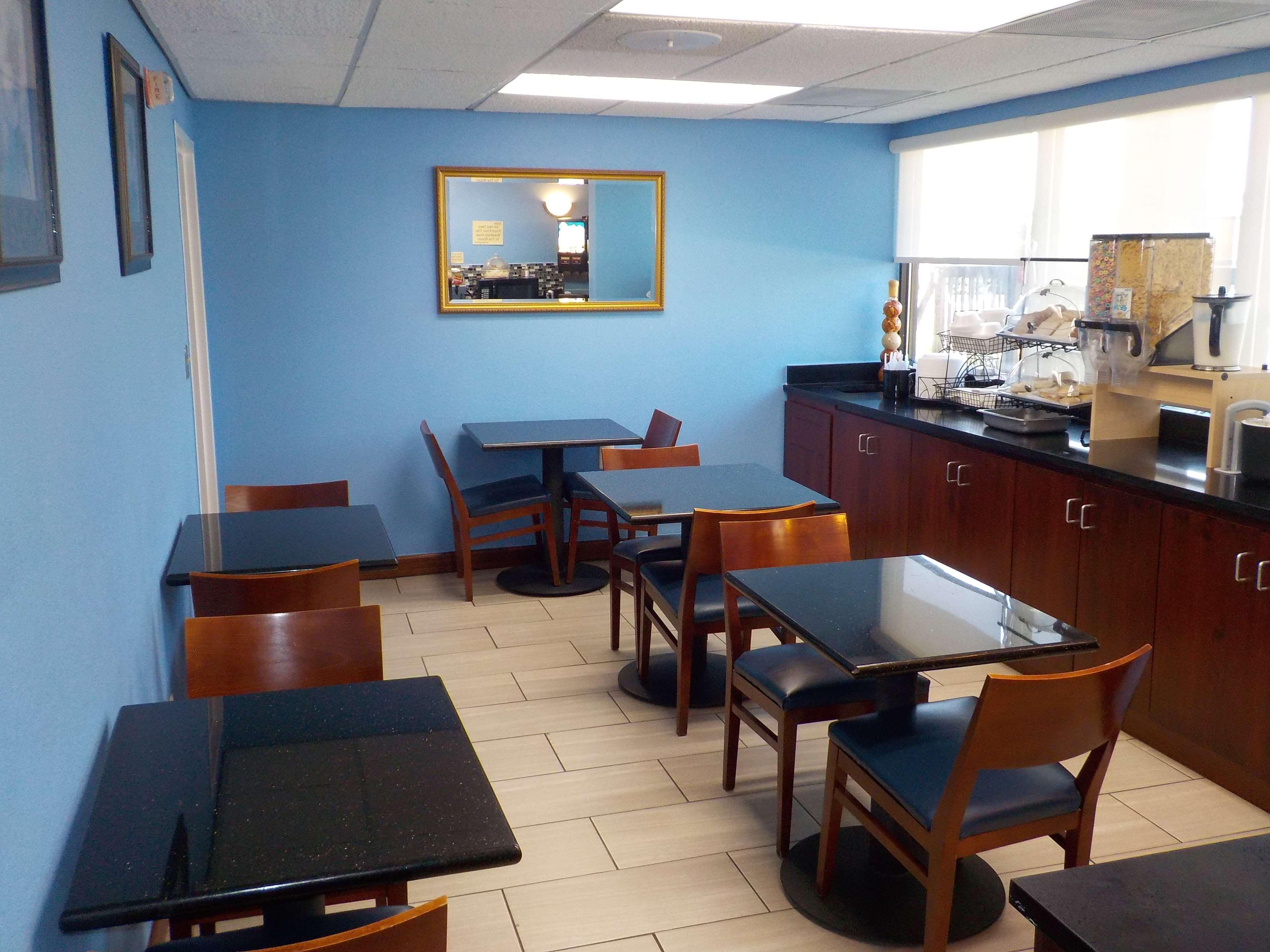 Surestay Hotel By Best Western Lenoir City Eksteriør bilde
