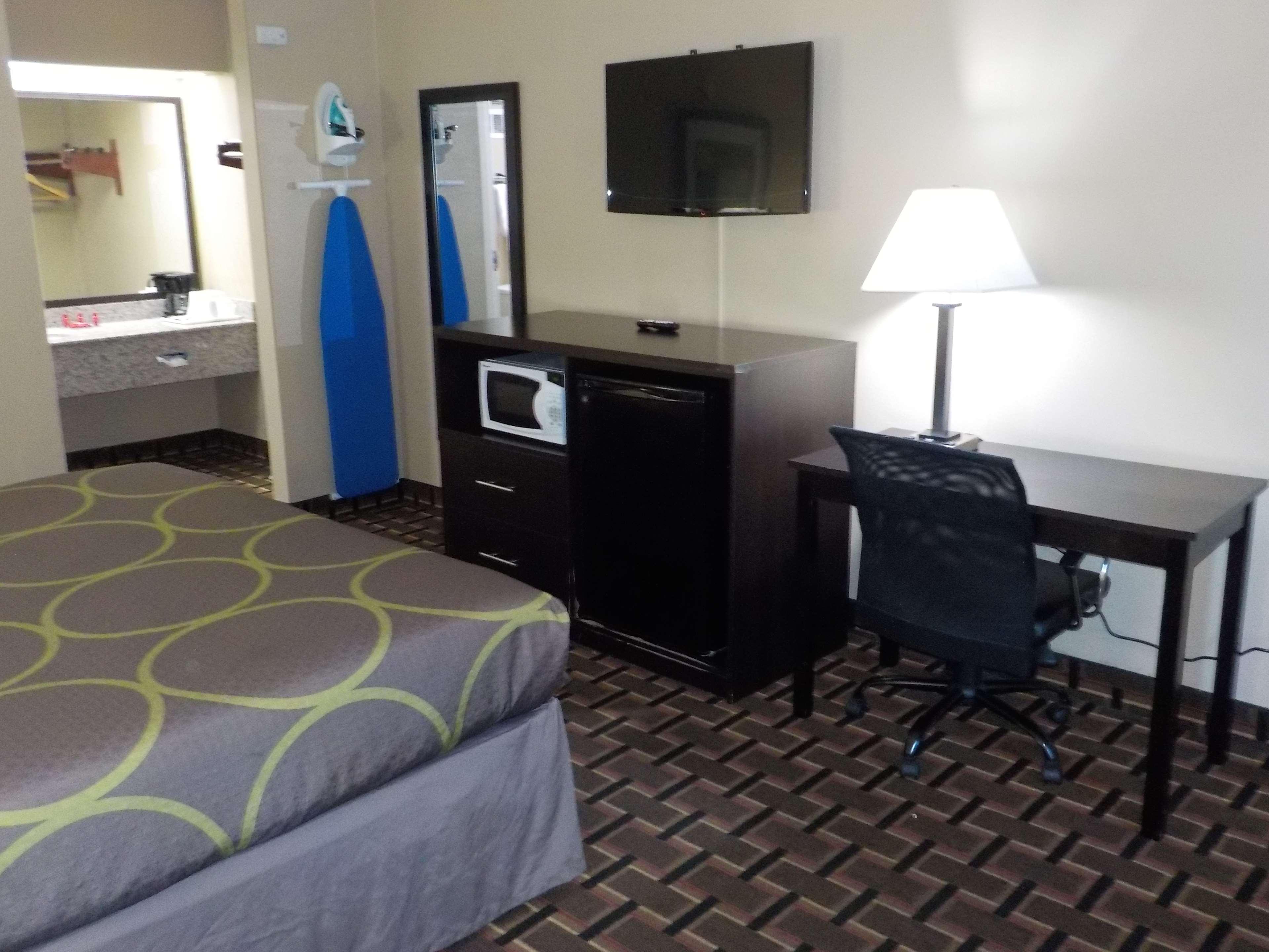 Surestay Hotel By Best Western Lenoir City Eksteriør bilde