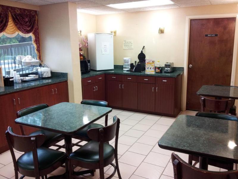 Surestay Hotel By Best Western Lenoir City Eksteriør bilde