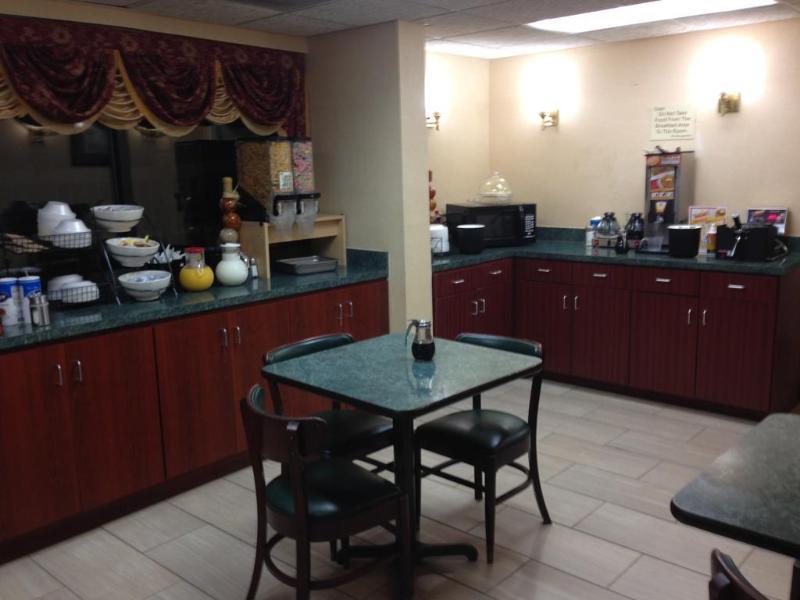 Surestay Hotel By Best Western Lenoir City Eksteriør bilde
